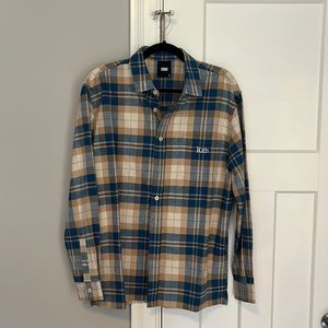 Kith Ludlow plaid long sleeve flannel shirt. Men’s size medium.